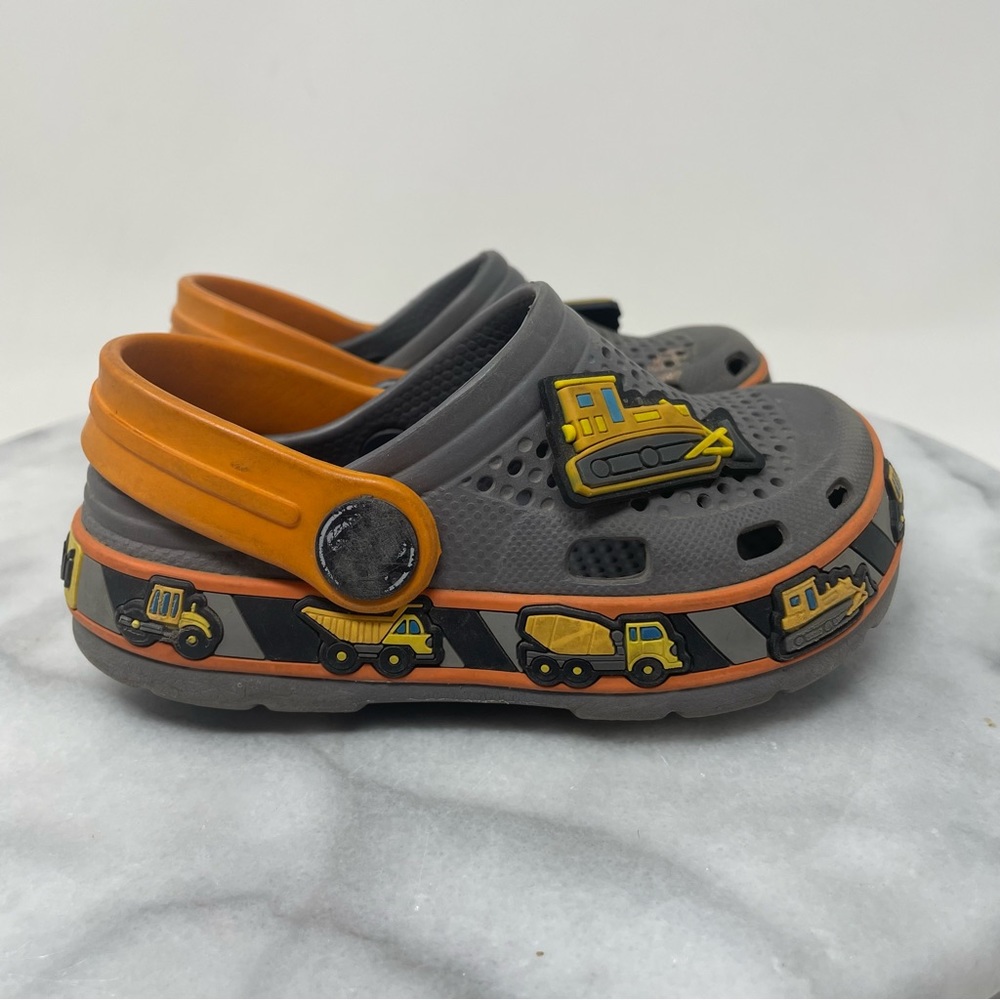 COQUI Toddler Clogs Trucks and Bulldozers size 24/25